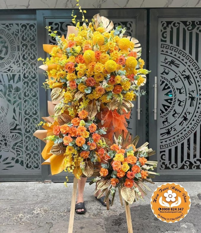 Kệ Hoa Chúc Mừng "Thịnh Vượng Hoàng Kim"