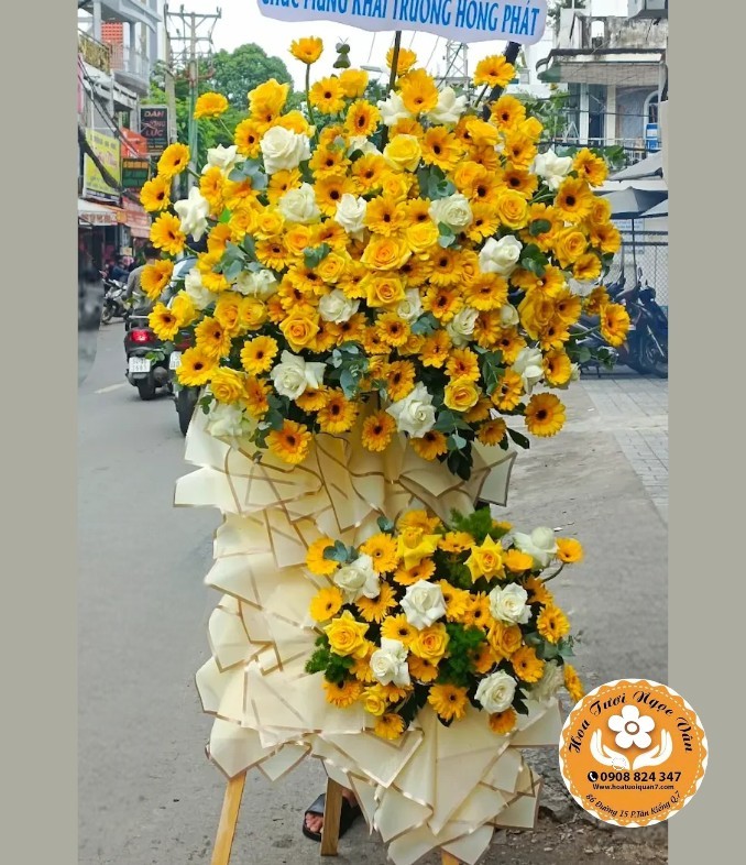 Kệ Hoa Khai Trương Khởi Đầu Vàng Son