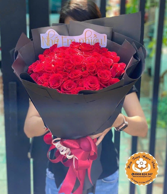 Bó Hoa Hồng Đỏ "Nhớ Em Nhiều"