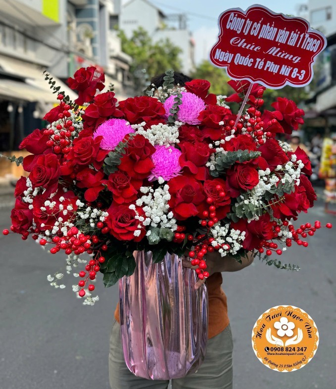 Bình Hoa Tôn Vinh Phái Đẹp