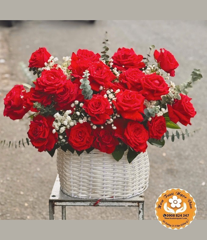 Giỏ Hoa Tình Yêu Nồng Nàn