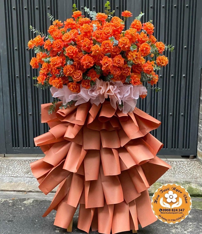 Kệ Hoa Khai Trương Nhiệt Huyết Dâng Trào
