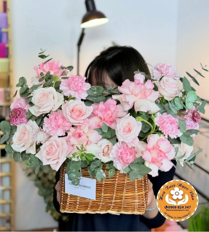 Giỏ hoa Mộc Mạc - Gửi Yêu Thương