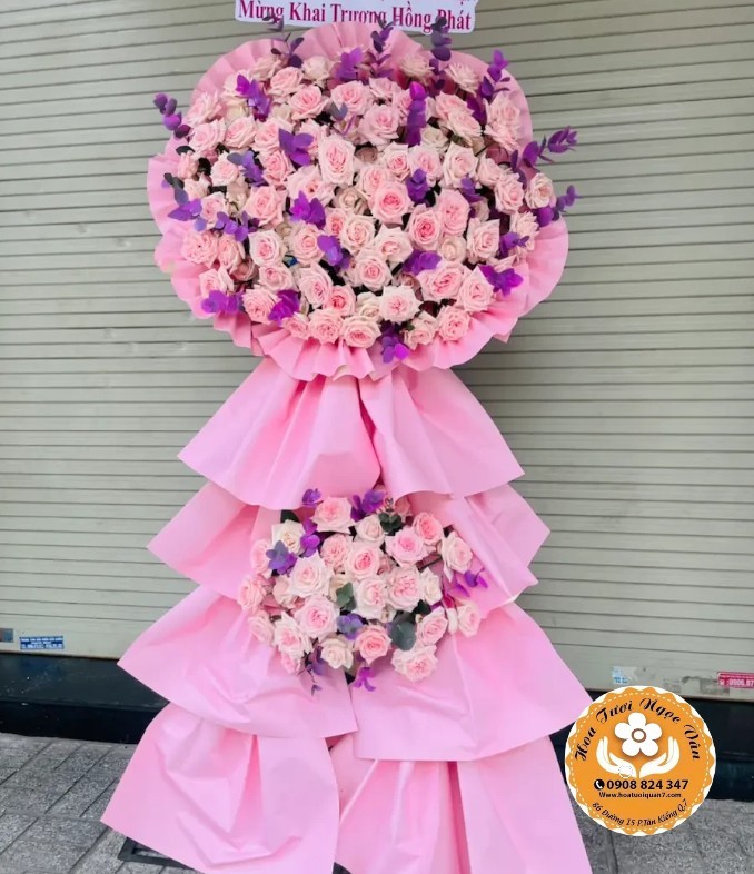 Trụ Hoa Khai Trương Vườn Cổ Tích