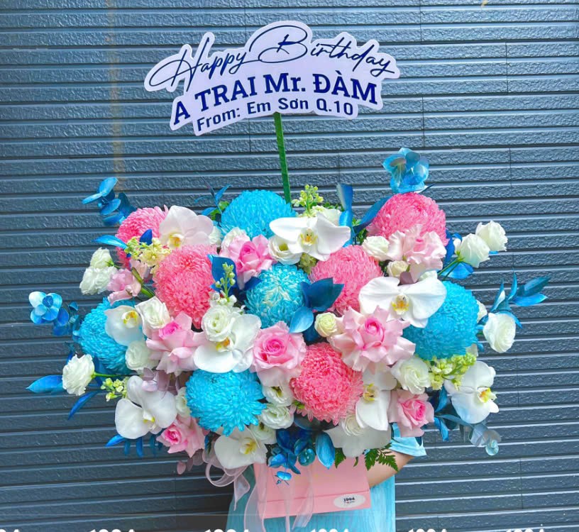 Giỏ hoa Trăng Non