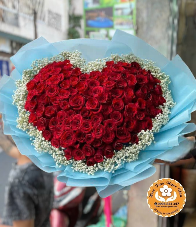 Bó Hoa Hồng Trái Tim - Tình Yêu Biển Xanh