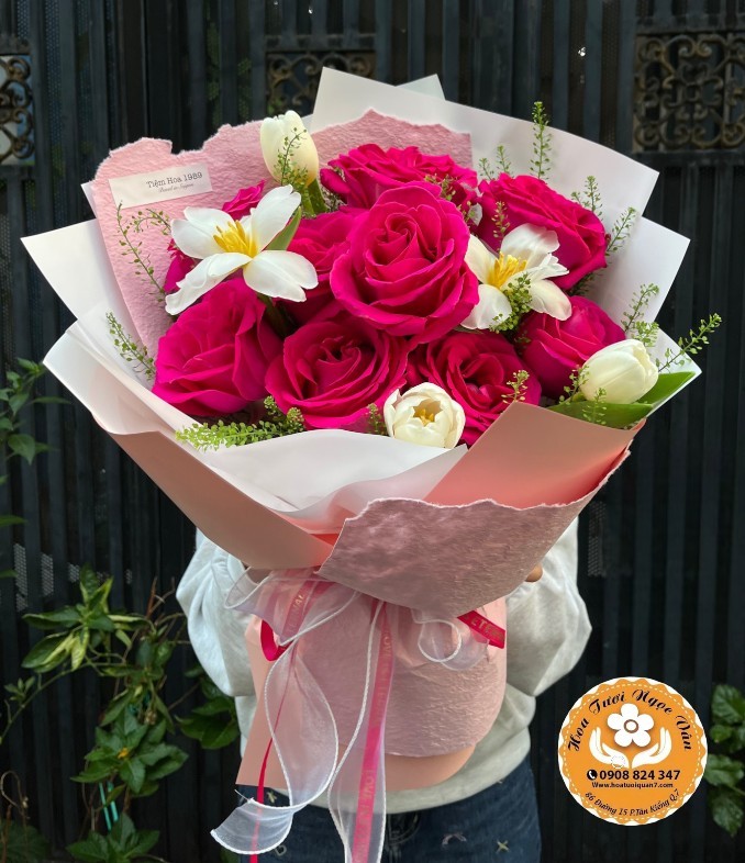 Bó Hoa 'Nữ Hoàng