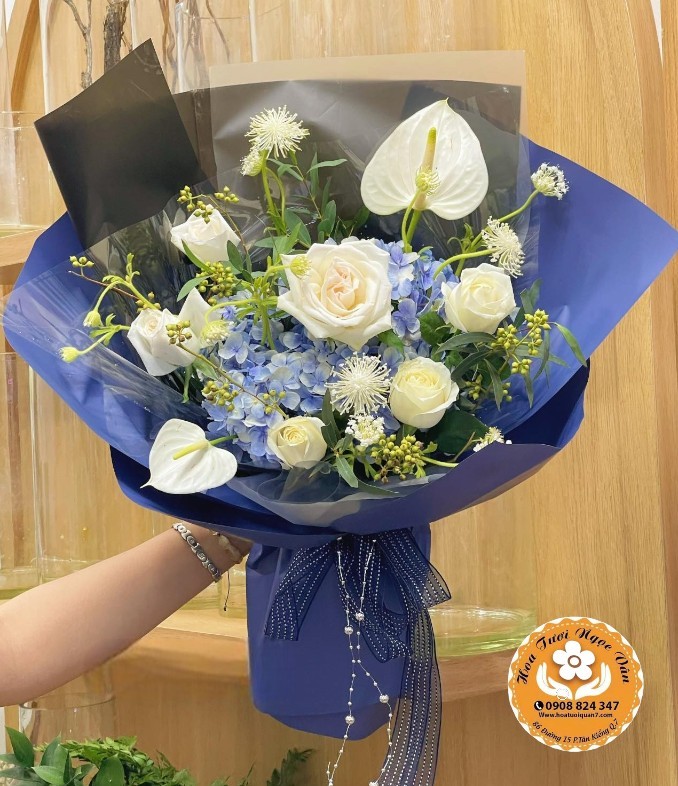 Bó hoa Biển Xanh Tĩnh Lặng