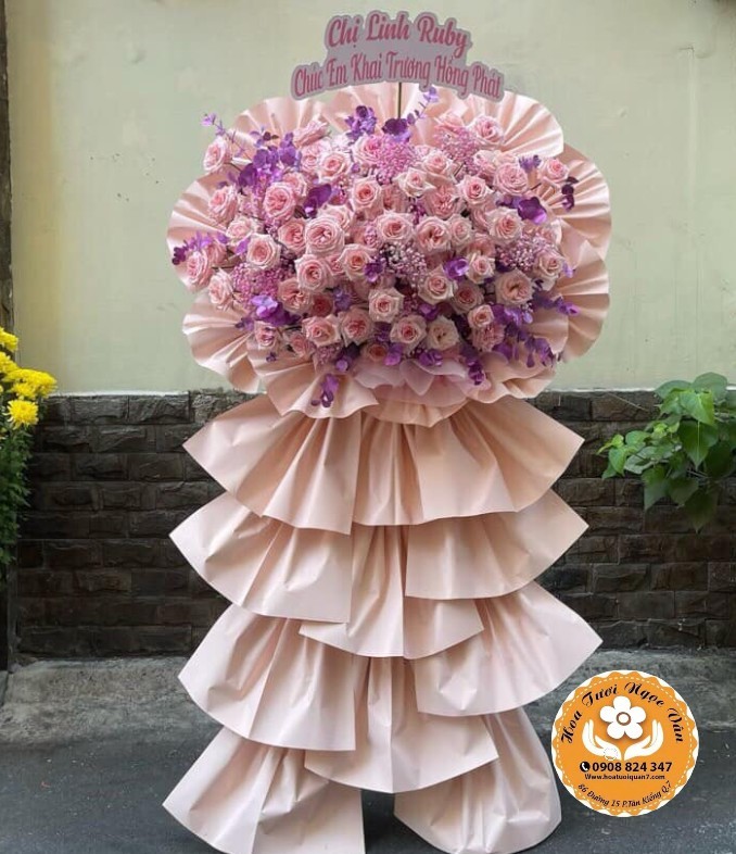 Kệ Hoa Khai Trương Quý Phái