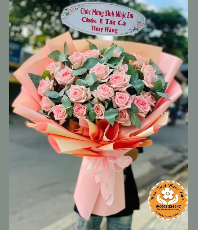 Bó Hoa Vườn Hồng Yêu Thương