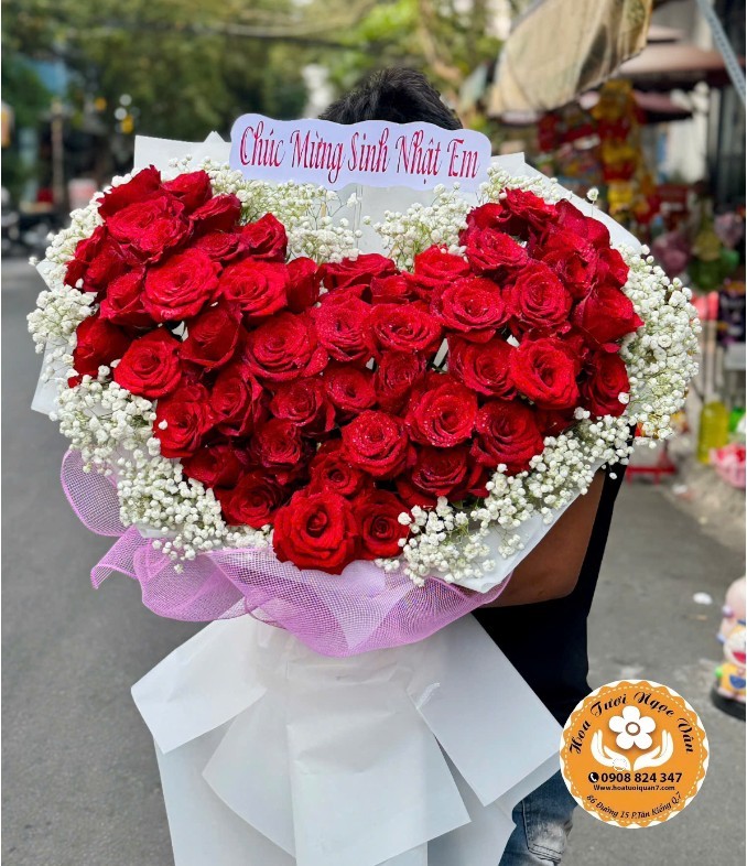 Bó hoa Hồng Đỏ Trái Tim - Trọn Vẹn Yêu Thương