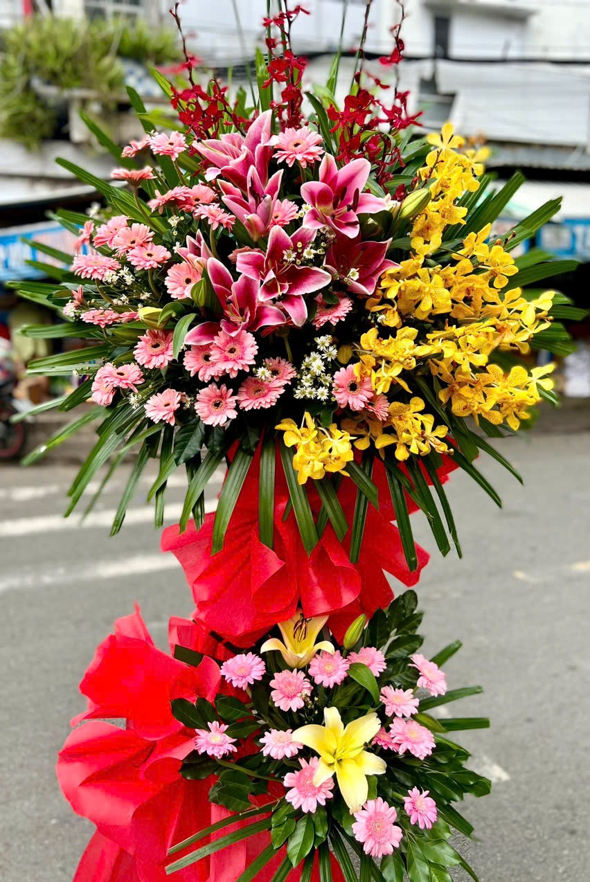 Kệ hoa Rực Rỡ