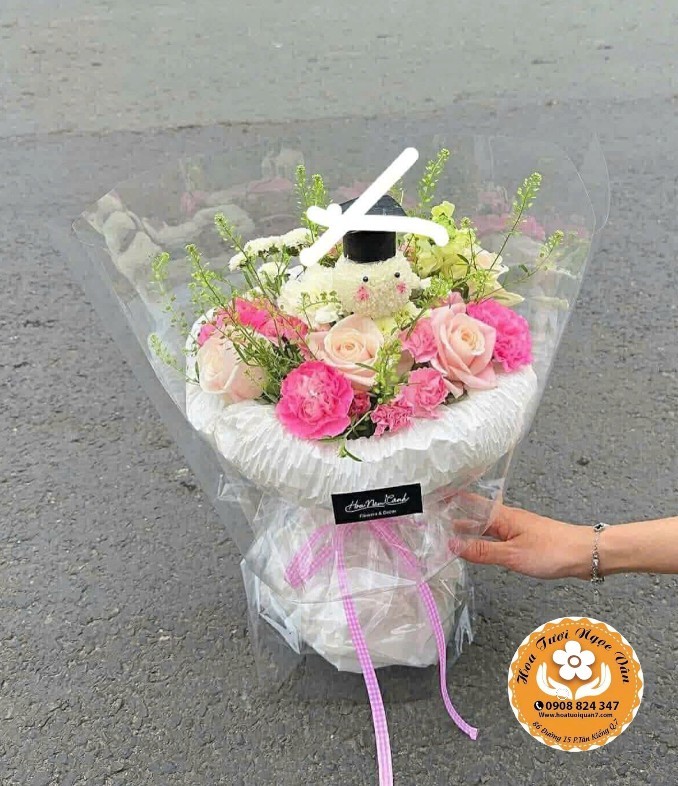 Bó hoa "Chúc Mừng Tân Cử Nhân"