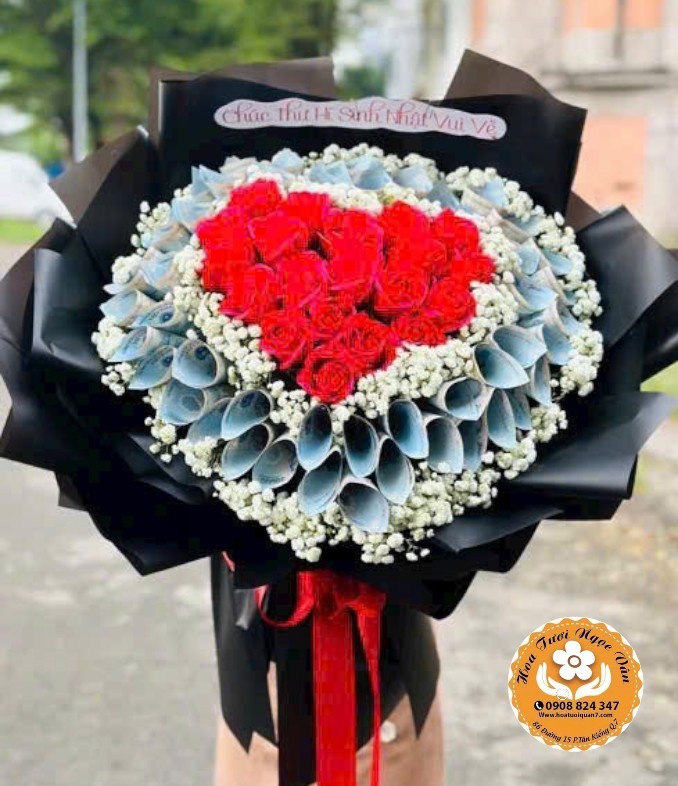 Bó Hoa Tiền Đẳng Cấp - Trái Tim Yêu Thương